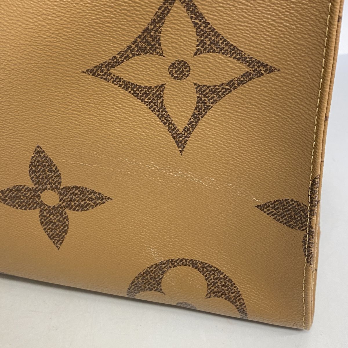 Louis Vuitton Tote Bag Monogram Giant Reverse On The Go GM Brown 2-Way — view 8