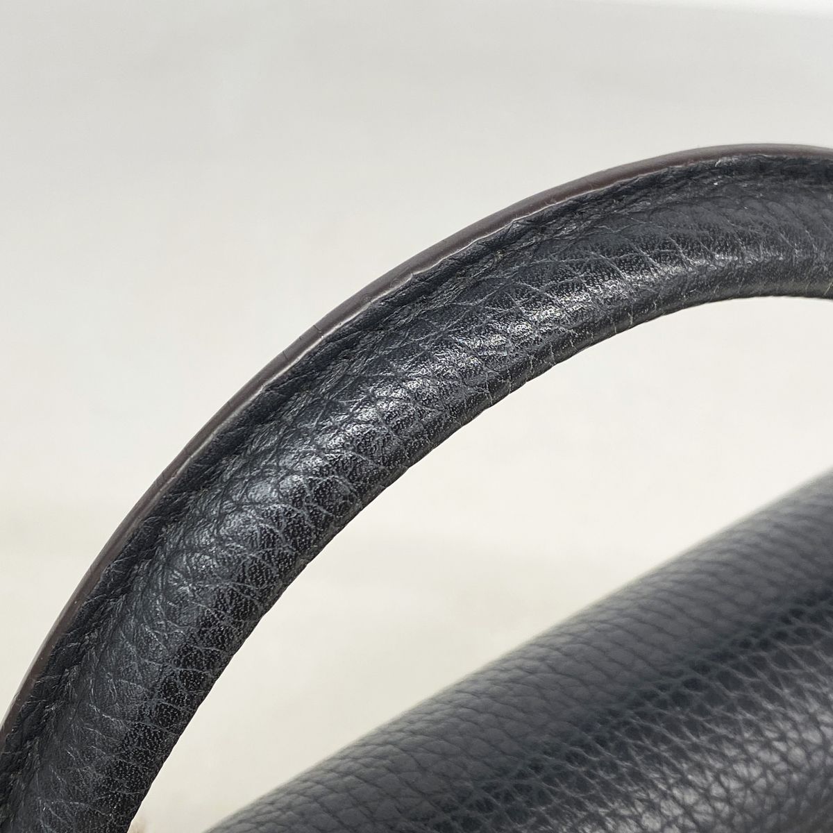 Louis Vuitton Handbag Capucines BB Noir 2-Way Bag — view 8