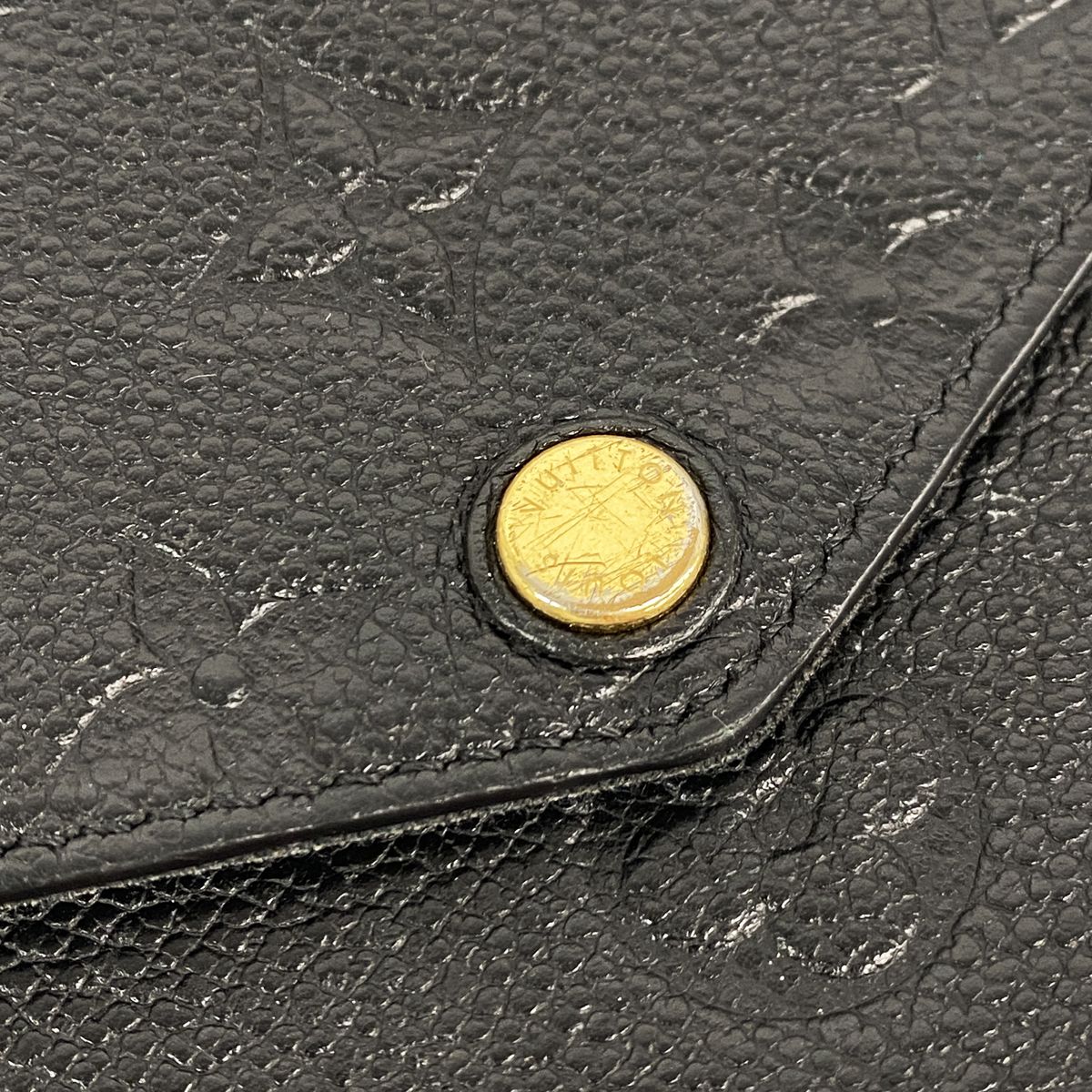 Louis Vuitton Wallet on Chain Monogram Empreinte Pochette Felicie Noir — view 8