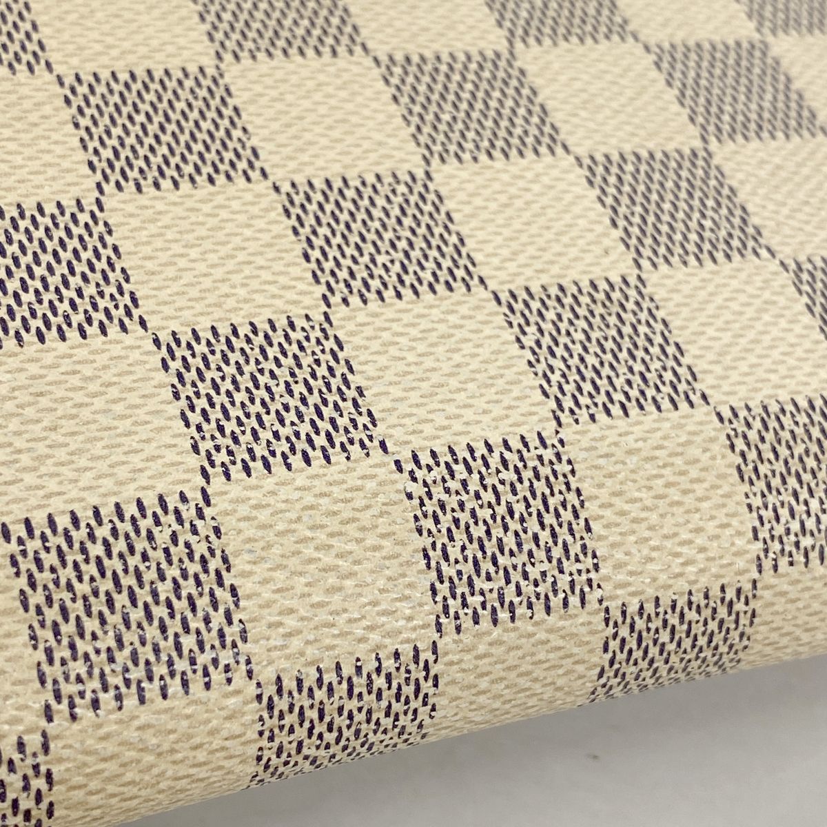Louis Vuitton Wallet Damier Azur Zippy White — view 8