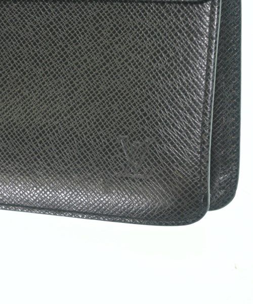 Louis Vuitton Taiga Selenga Ardoise Clutch Black — view 8