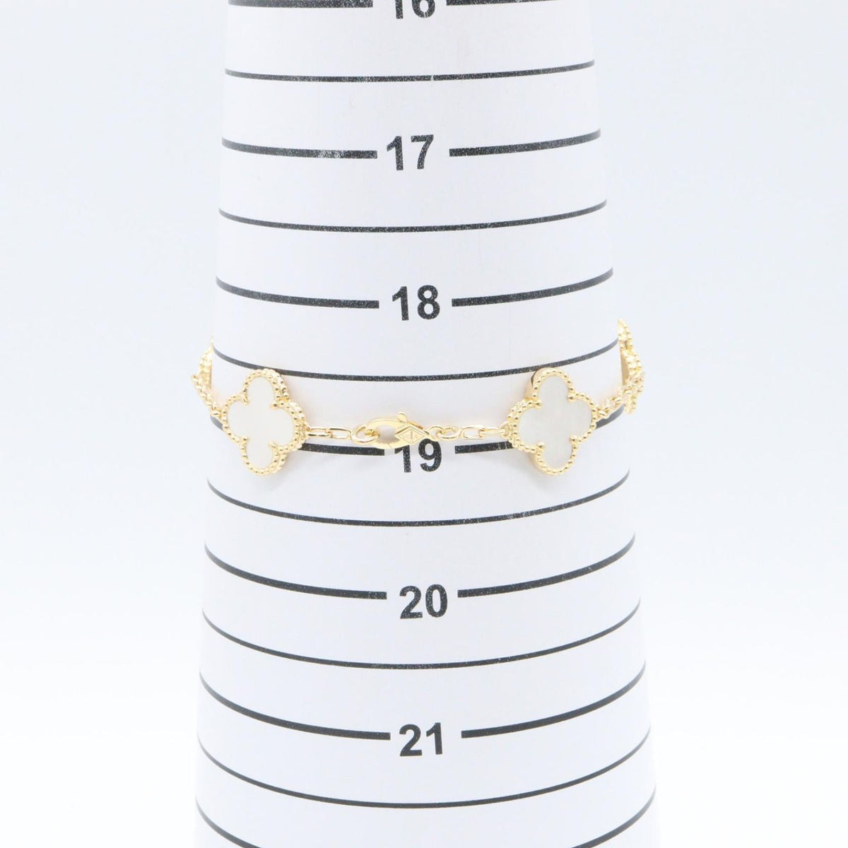 Van Cleef & Arpels Bracelet Vintage Alhambra Mother of Pearl 18k — view 7