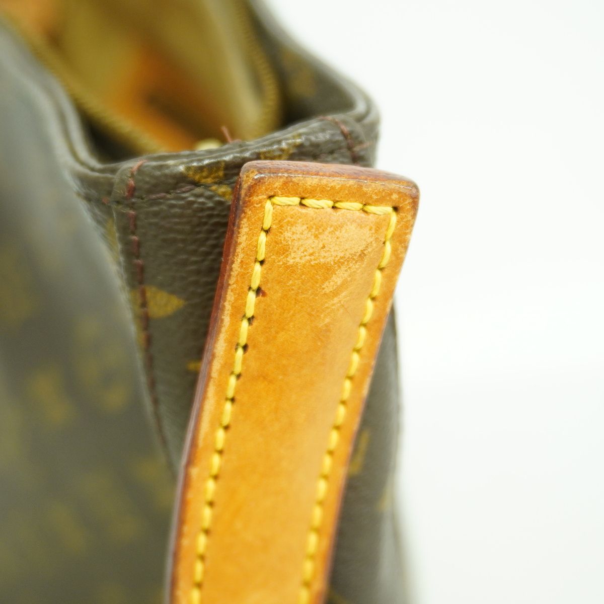 Louis Vuitton Shoulder Bag Monogram Looping GM Brown — view 8