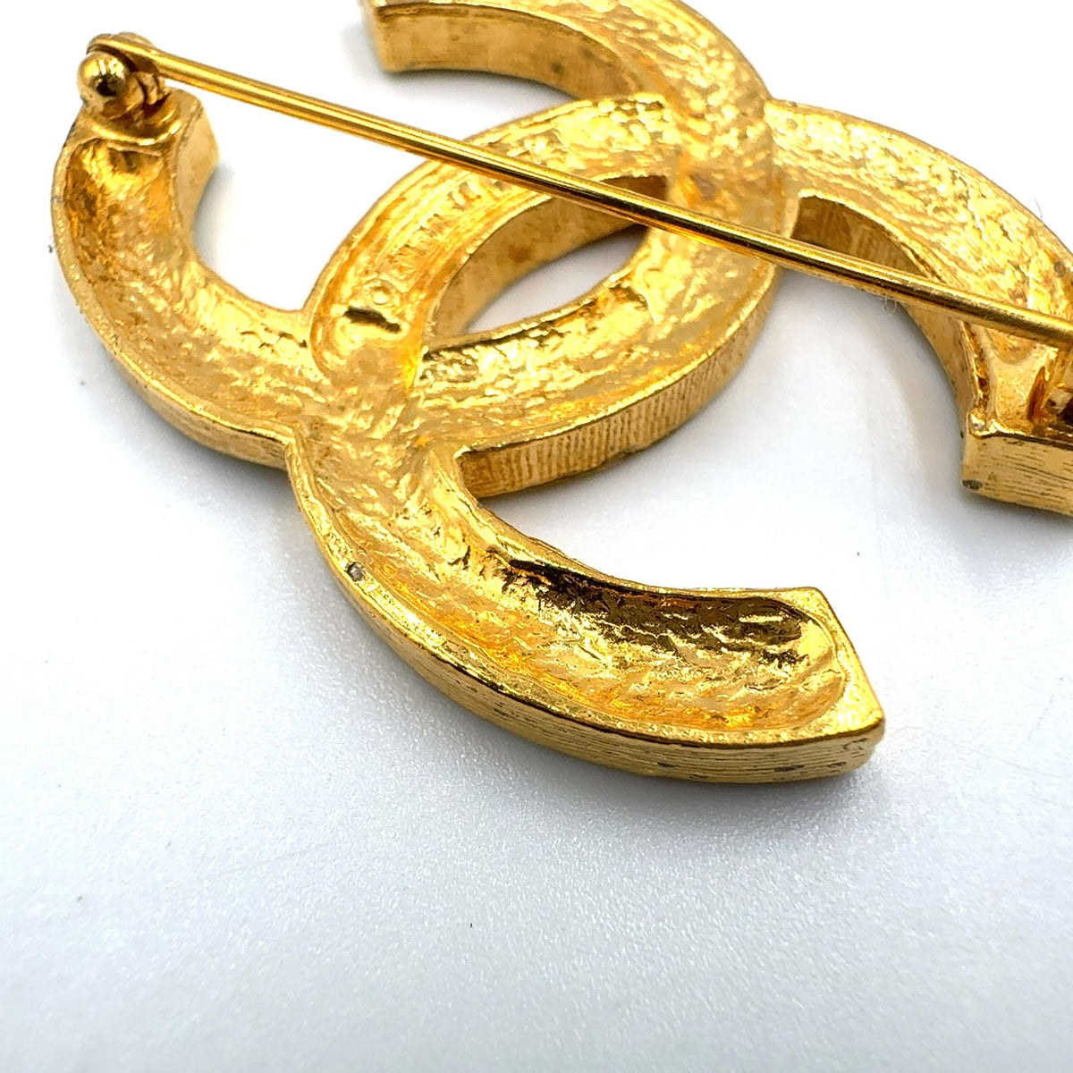 Chanel CC Logo Rhinestone Color Stone Clear Gold Brooch — view 8