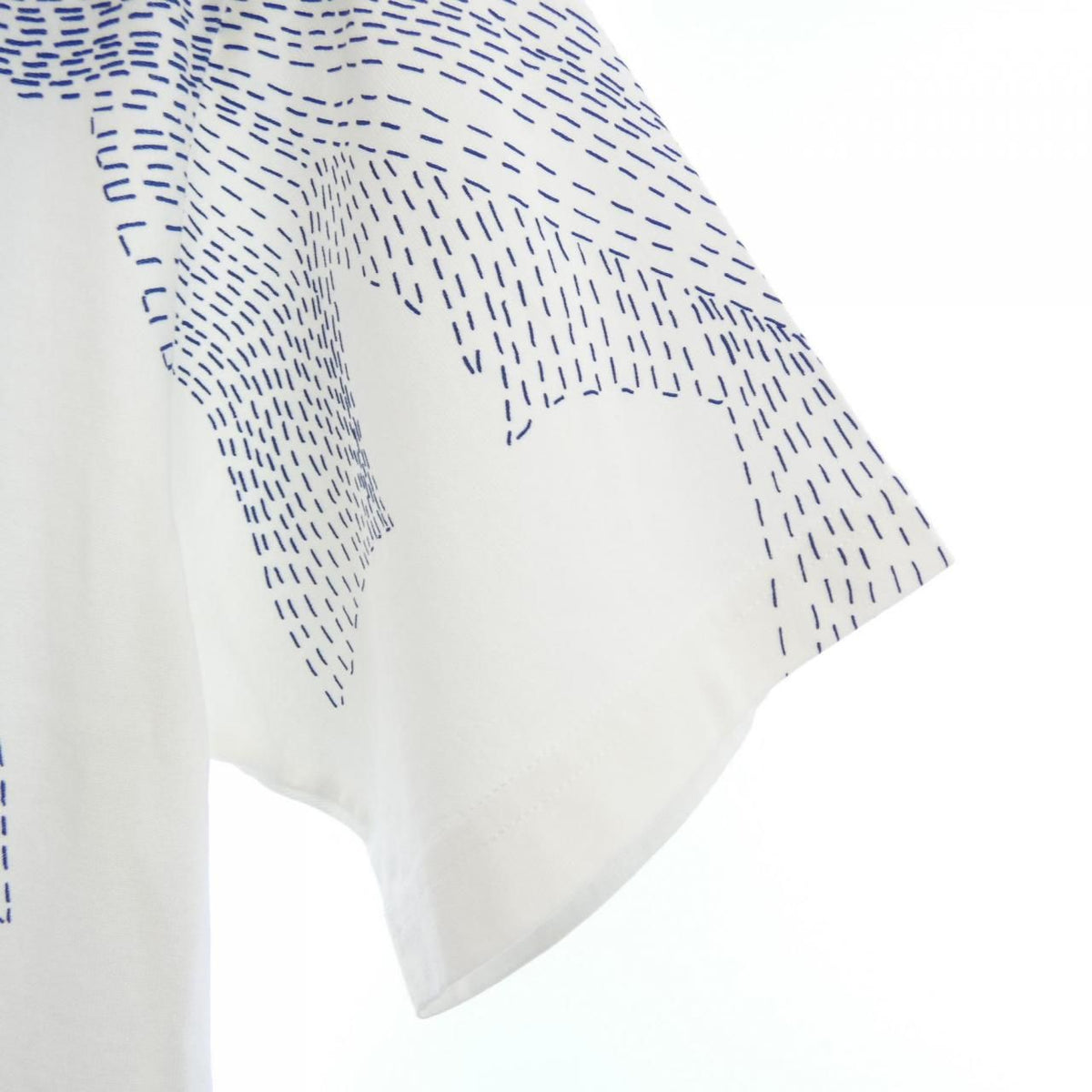 Louis Vuitton Monogram Flower Printed T-Shirt — view 6