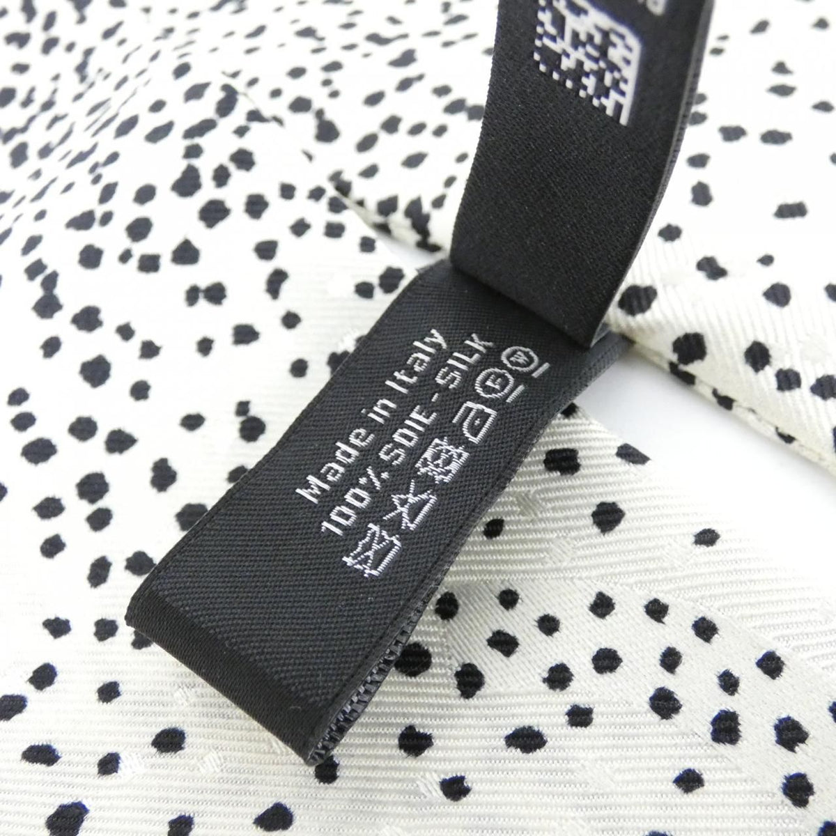 Chanel Slim Bandeau Ivory — view 3