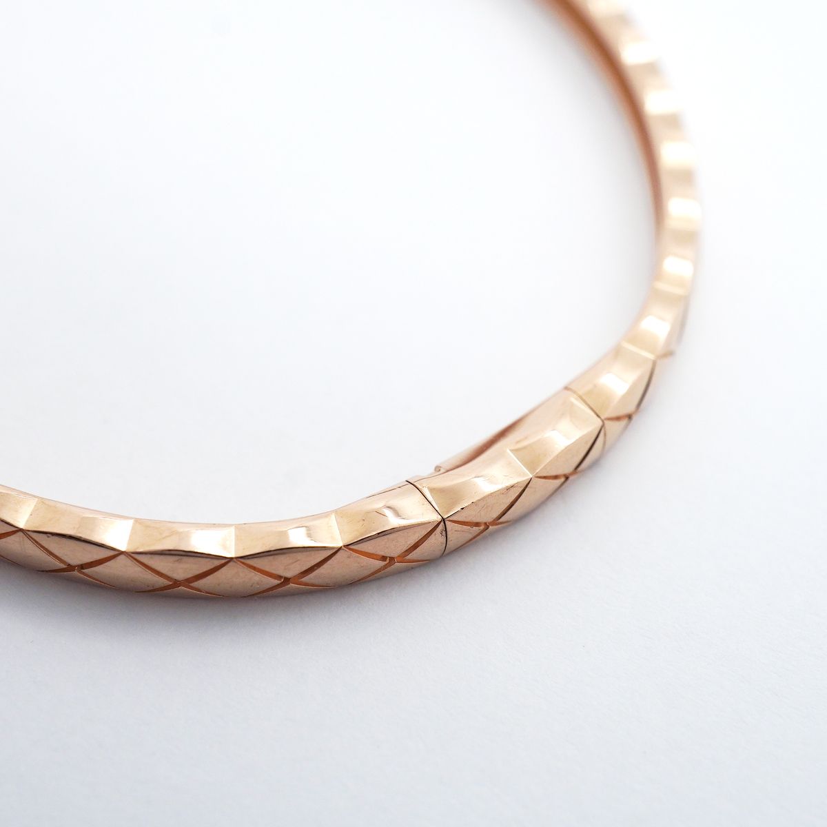 Chanel Bangle Coco Crush 18K Pink Gold Bracelet — view 8
