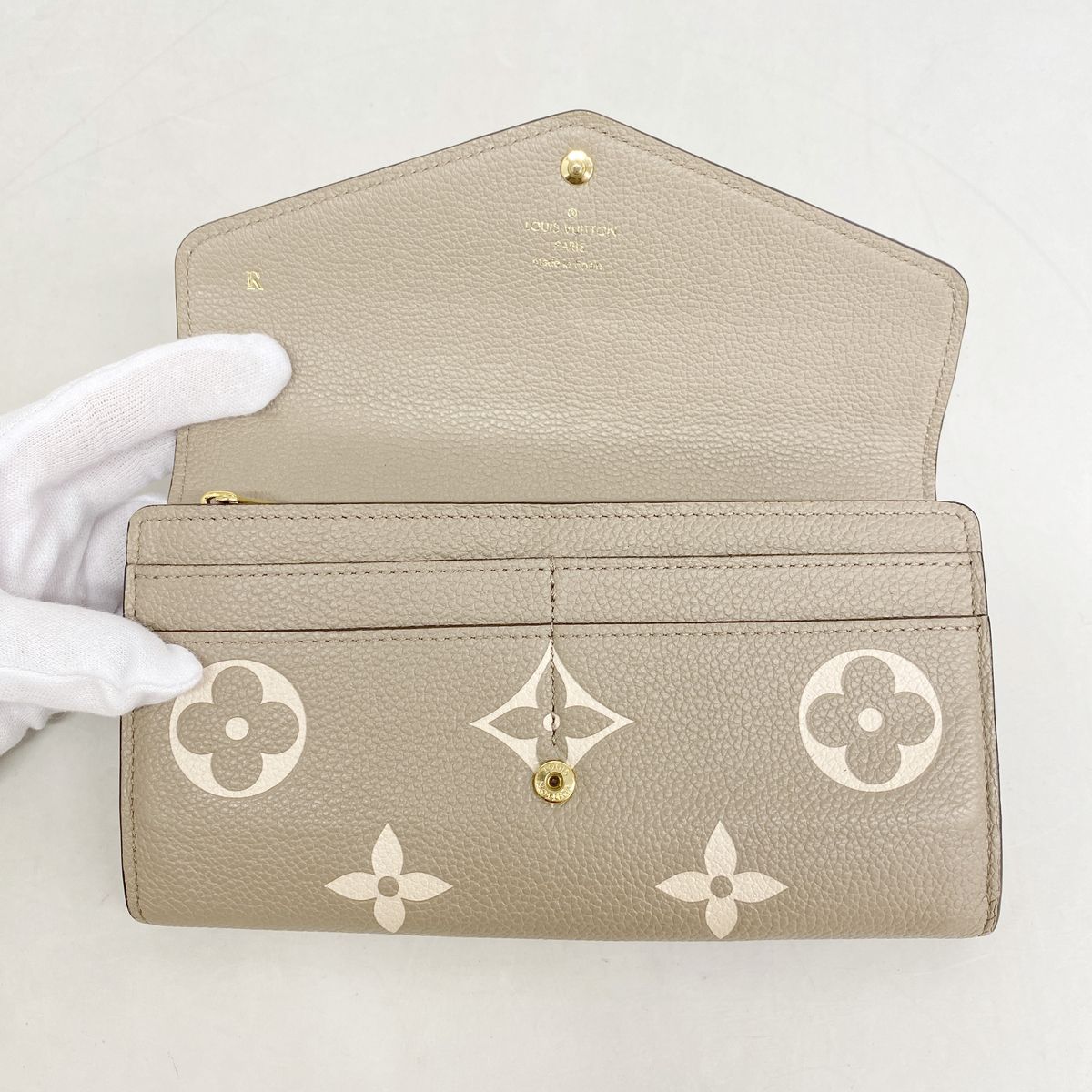 Louis Vuitton Wallet Monogram Empreinte Bicolor Portefeuille Sarah NM — view 8