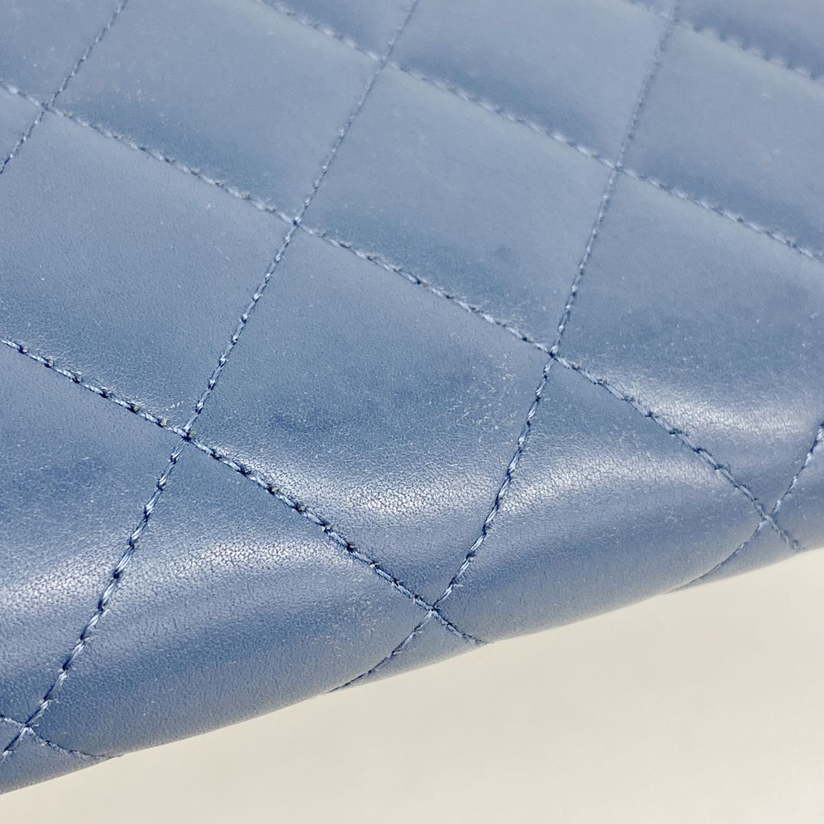 Chanel Wallet Quilted Lambskin Blue Silver — view 8