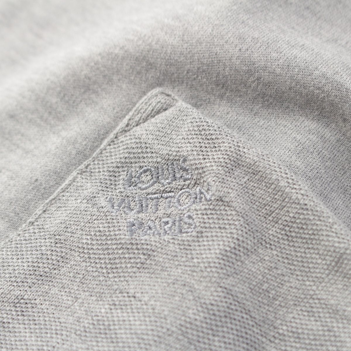 Louis Vuitton Cotton Logo Embroidery Crew Neck Short Sleeve T-Shirt Gray — view 8