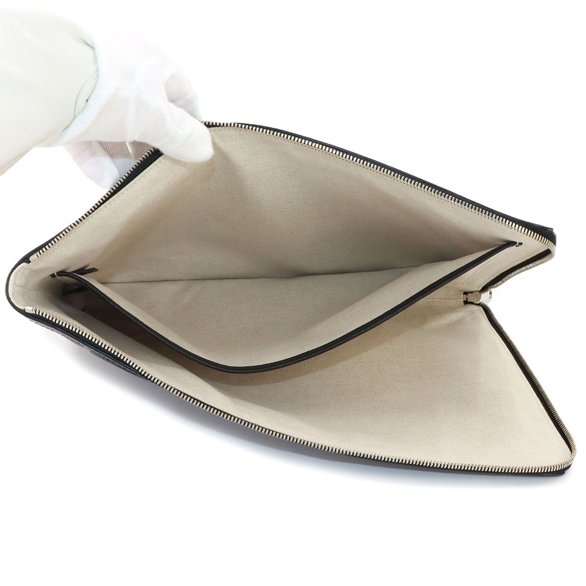 Gucci Jumbo GG Document Case Clutch Leather Black Silver — view 8