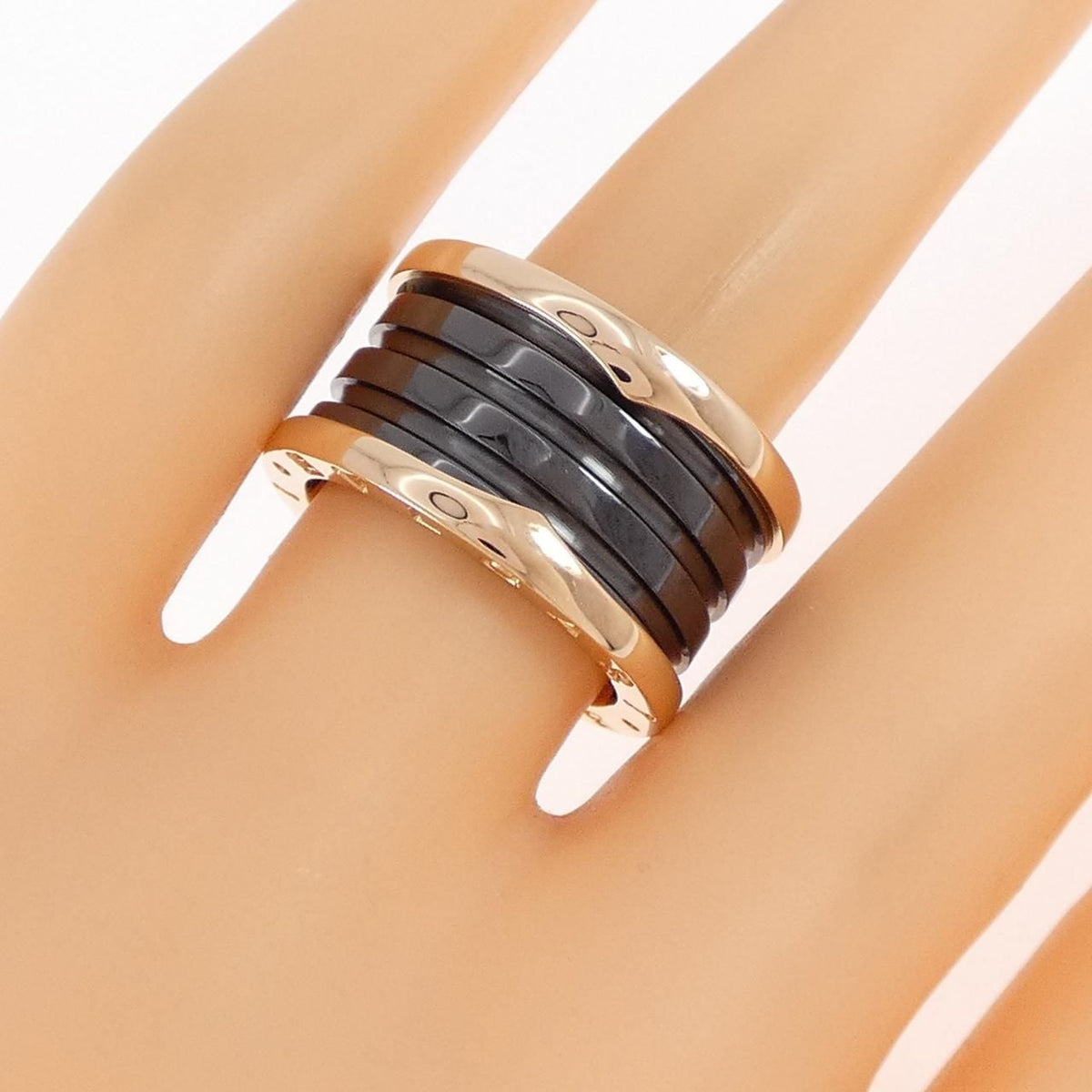 Bvlgari B.zero1 Band Ring — view 3