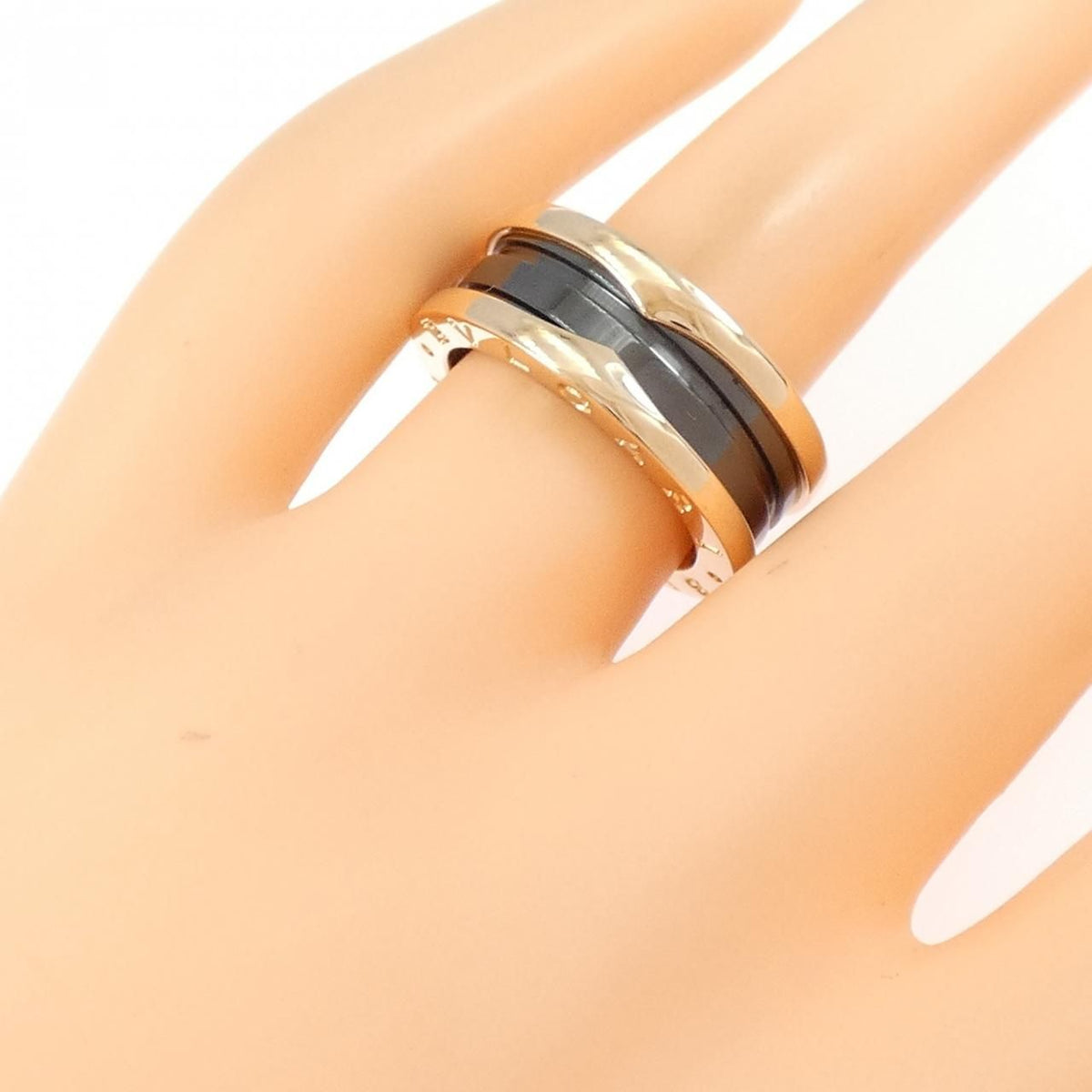 Bvlgari B.zero1 Band Ring — view 3