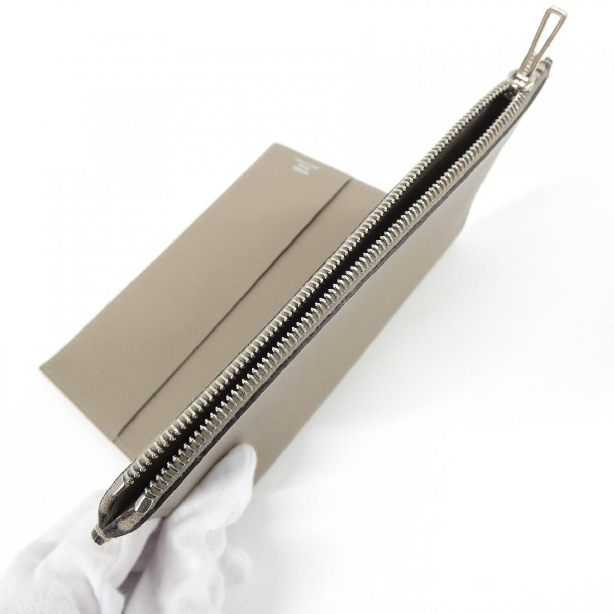 Hermes EA Zip PM Note Cover — view 5