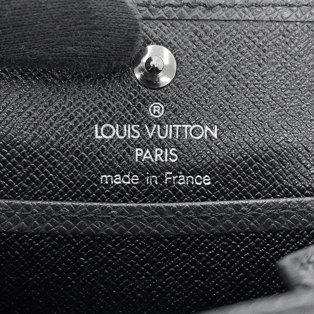 Louis Vuitton Coin Purse Taiga Porte Monnaie — view 7