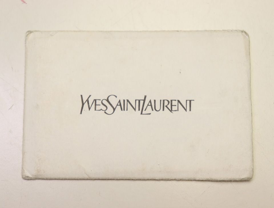 Saint Laurent Cabas Chic Leather Handbag — view 8