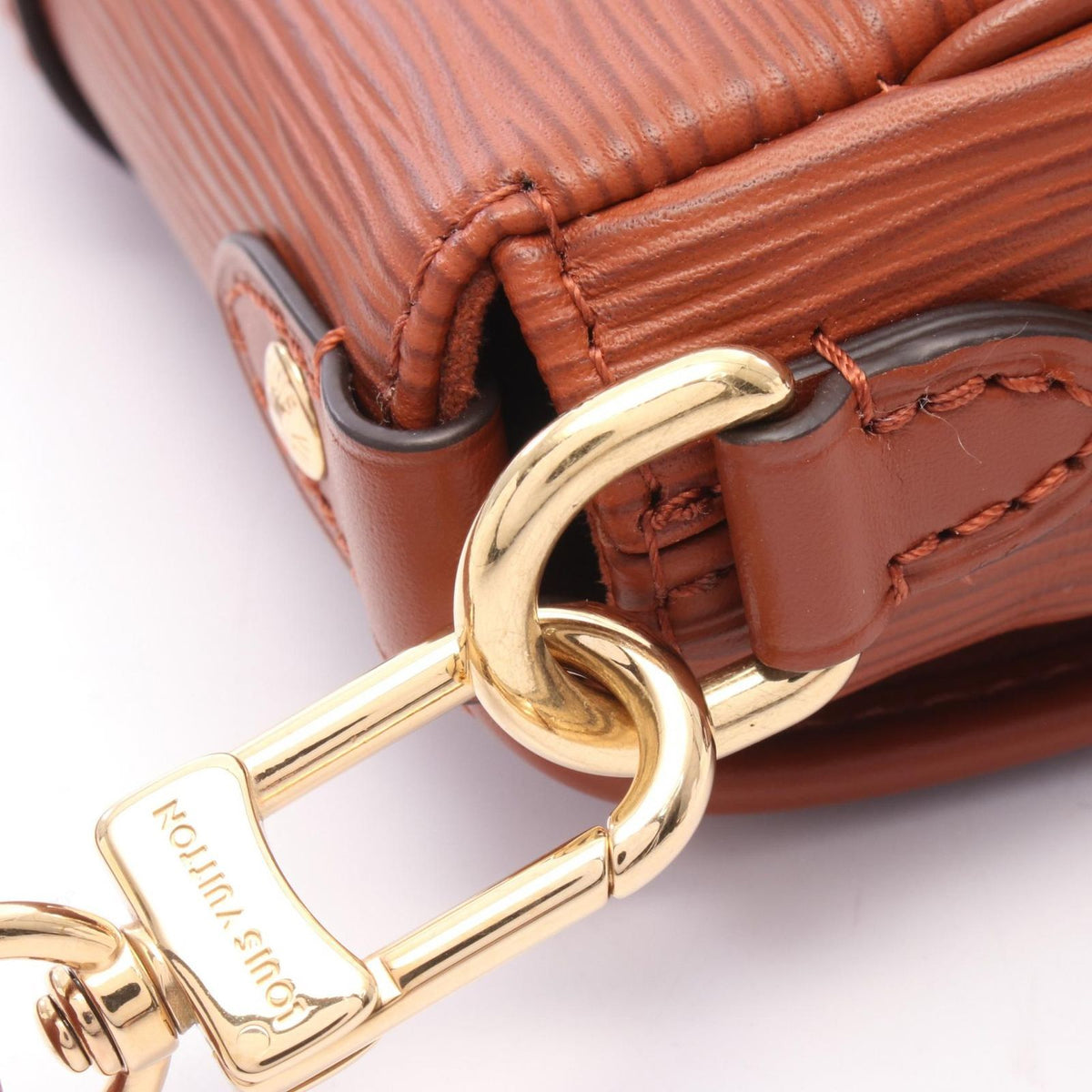 Louis Vuitton Handbag Saumur BB Epi Cognac 2-Way Leather — view 5