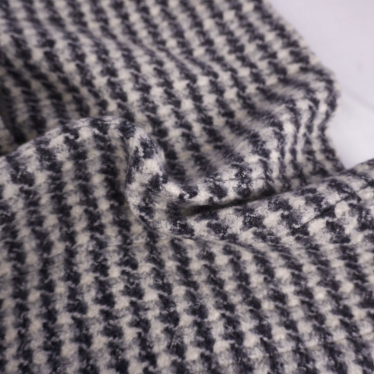 Max Mara Studio Coat Soutien Collar Balmacan 2 Tweed Wool White Black — view 8