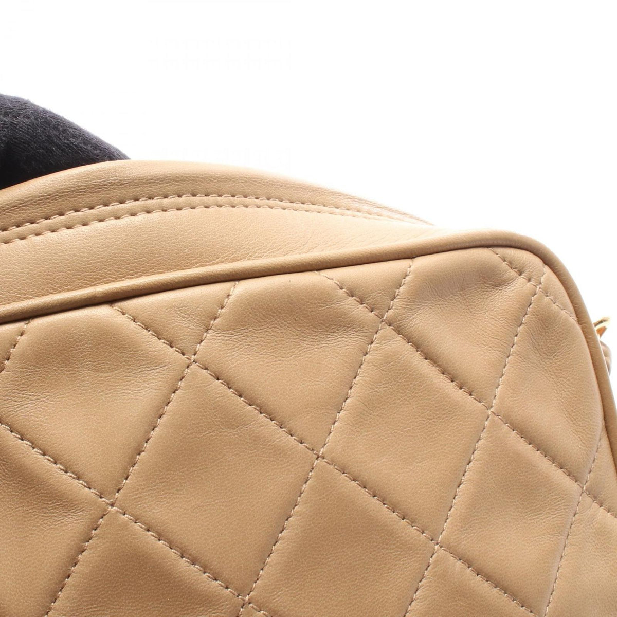Chanel Shoulder Bag Quilted CC Logo Tassel Beige Lambskin Fringe Chain — view 8