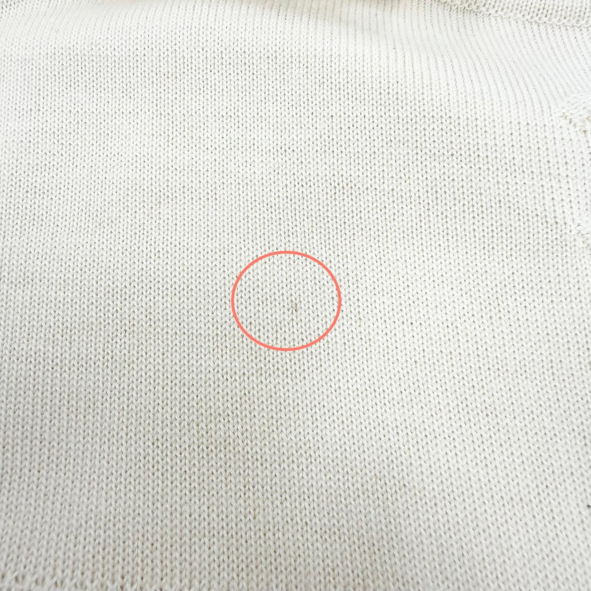 Chanel 04C Cashmere 100% CC Logo Embossed Cropped Short Sleeve Knit Beige 36 — view 8
