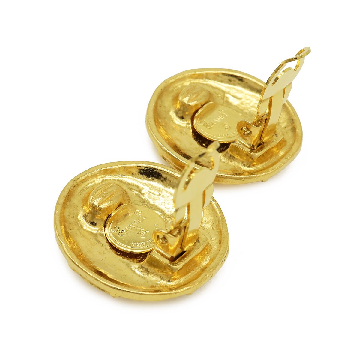 Chanel CC Logo Button Round Earrings Clip-On Vintage Gold Plated — view 4