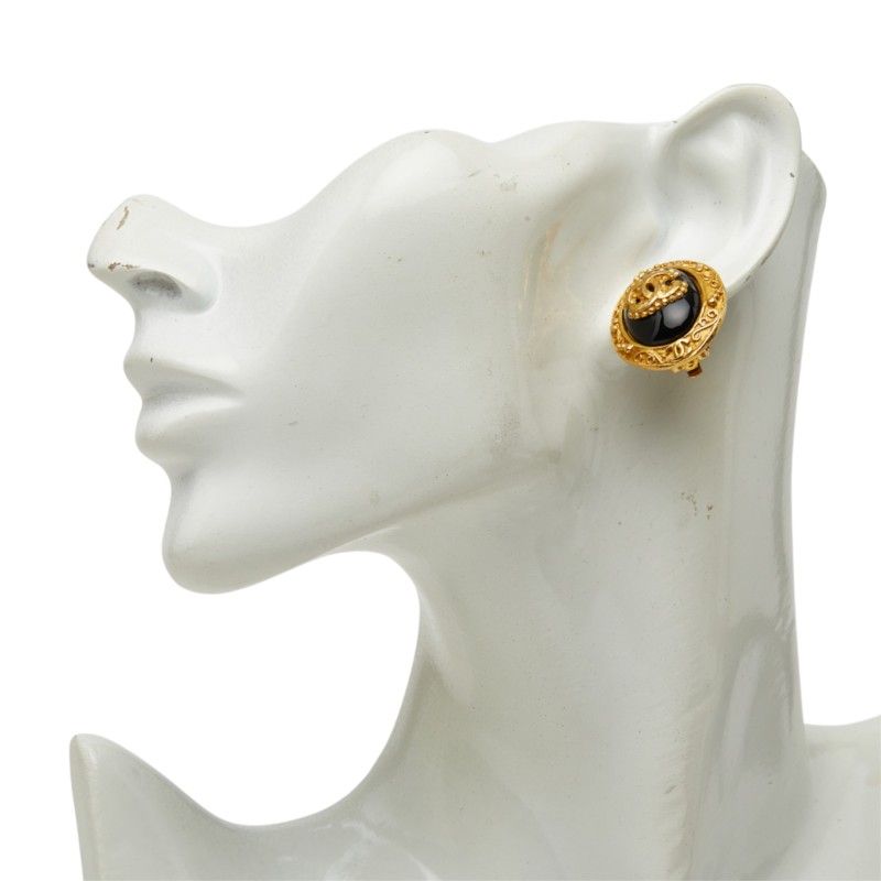 Chanel CC Logo Vintage Earrings 95A One Side Only Gold Black Plated — view 4