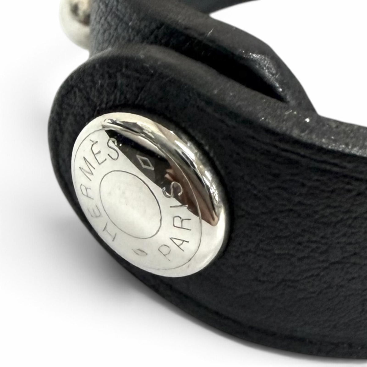 Hermes Leather Saddle Sellier Buttons Clou de Selle Glove Holder Black Silver — view 4
