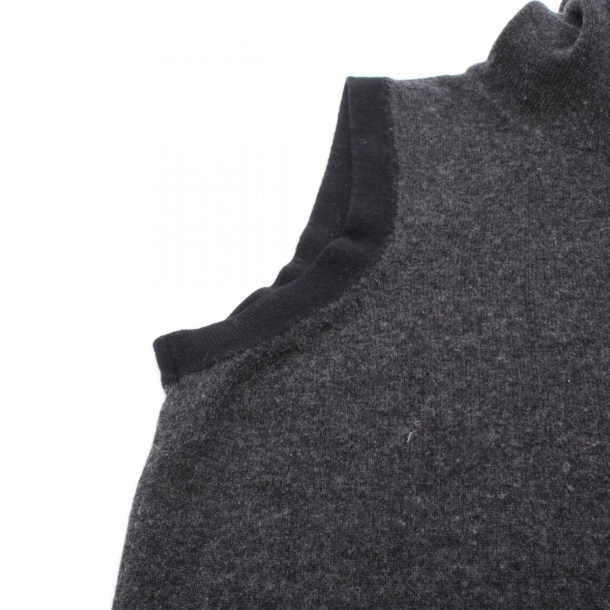 Dolce & Gabbana Knit Logo Turtleneck Sleeveless Cashmere Sweater — view 8