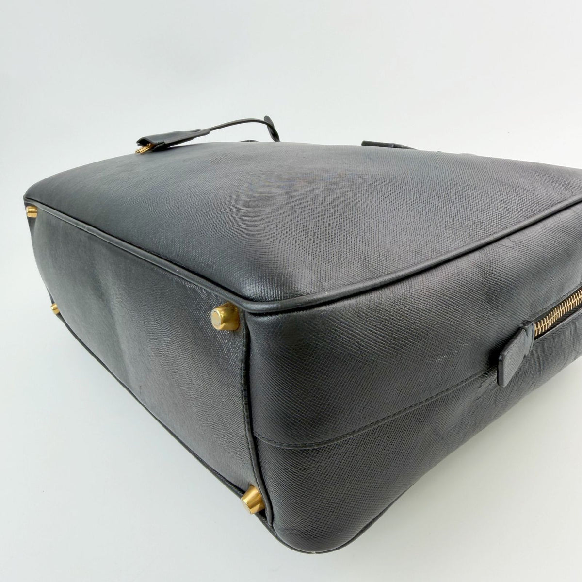 Prada Saffiano Triangle Logo Bowling Shoulder Bag Leather Black Gold Vintage — view 8