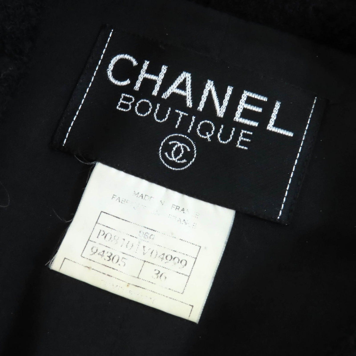 Chanel Vintage 96A CC Logo Button Belted Wool Tweed Short Jacket Black 36 — view 8