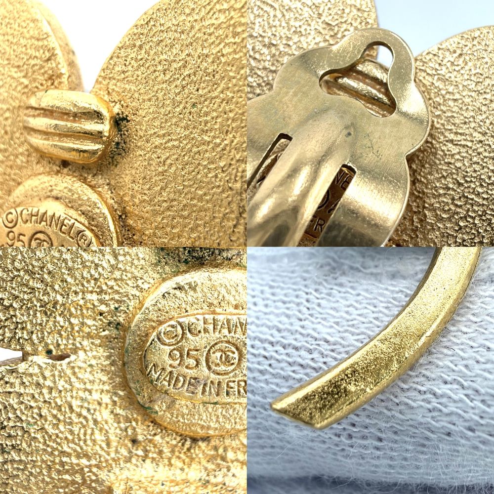 Chanel Earrings Clover Vintage 95A Gold Green — view 4