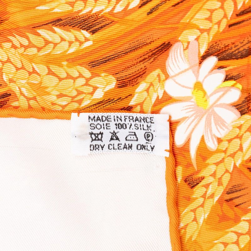 Hermes Carre 90 Lapins Dans Un Champ de Wheat Field and Rabbit Scarf Large — view 8