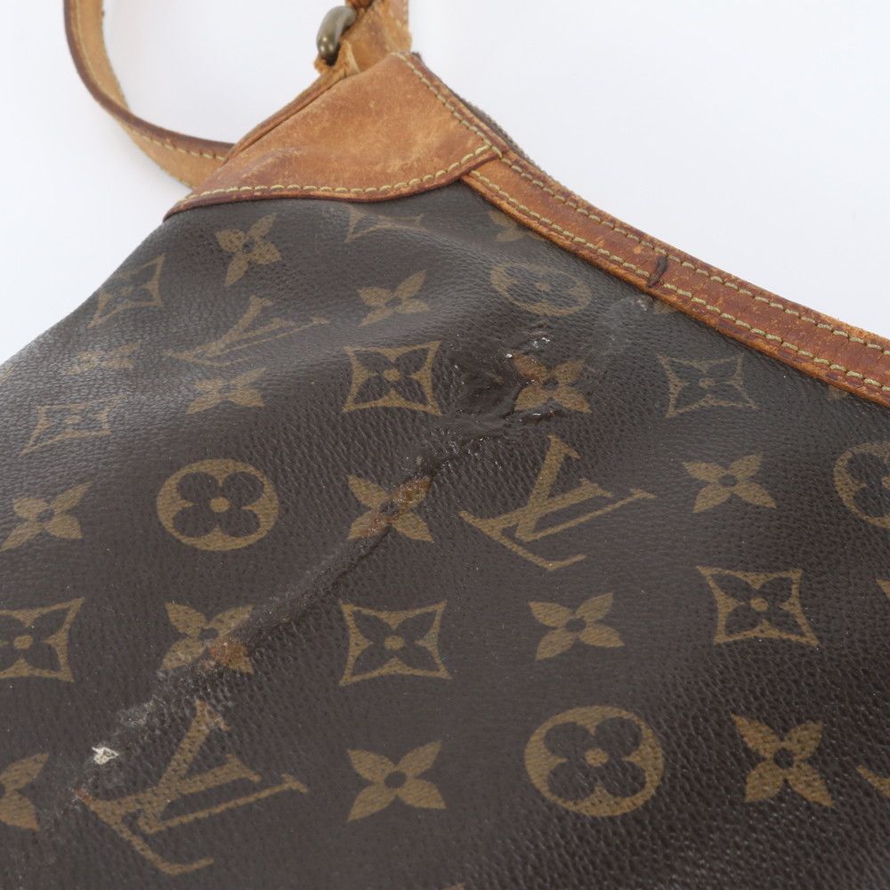 Louis Vuitton Monogram Odeon PM Leather Shoulder Bag Crossbody Tote — view 8