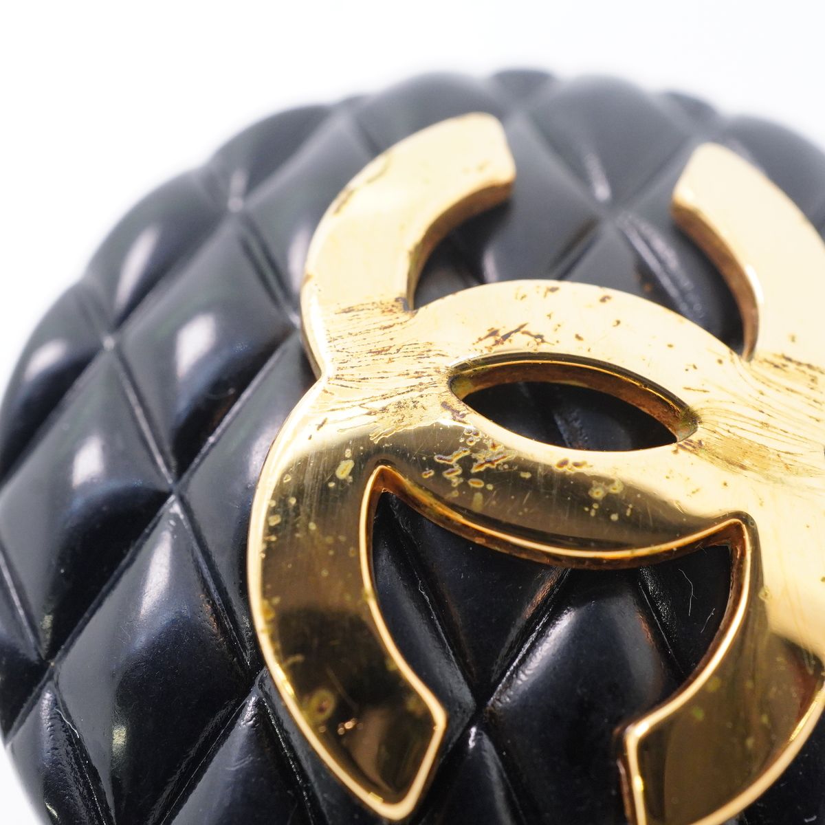 Chanel Earrings Vintage CC Logo Quilted Plastic Gold Plated Black — view 8