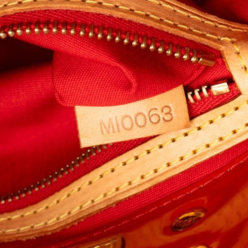 Louis Vuitton Monogram Vernis Reade PM Handbag Rouge Red Patent Leather — view 6