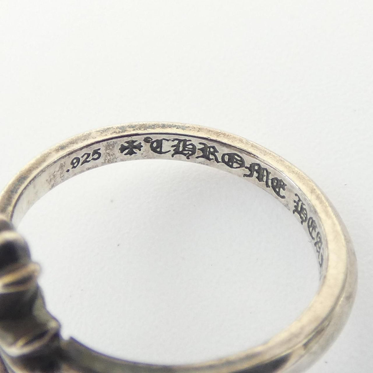 Chrome Hearts Bubblegum CH Cross Ring — view 4