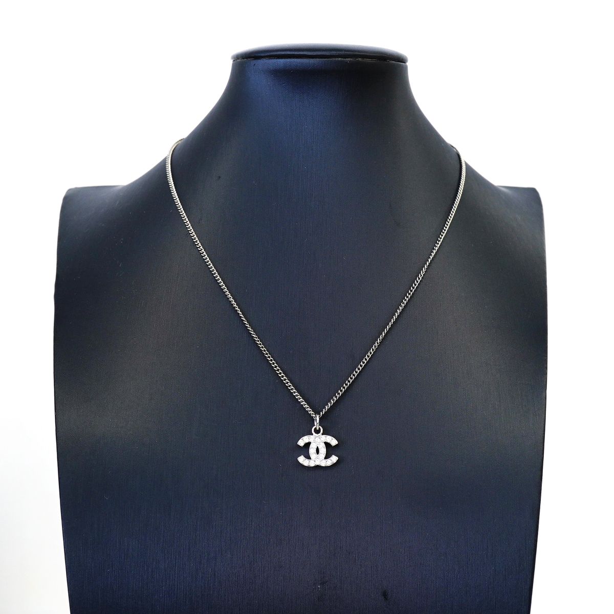 Chanel Necklace CC Logo Metal Rhinestone Silver — view 6