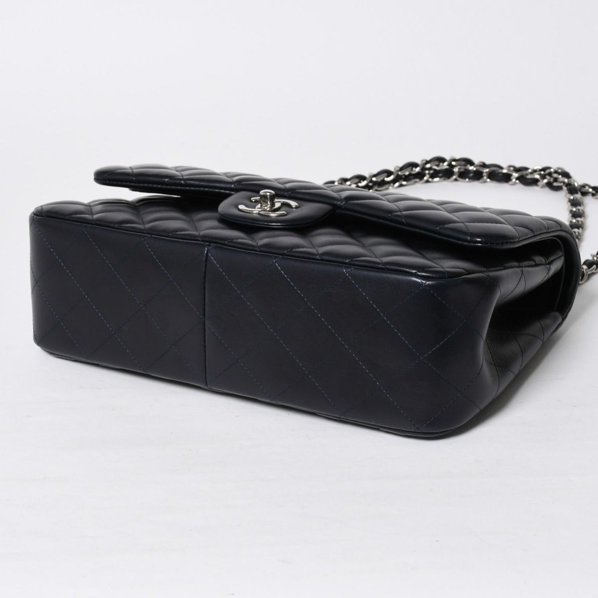 Chanel Chain Shoulder Bag Lambskin Quilted 30 Double Flap Navy Silver — view 8