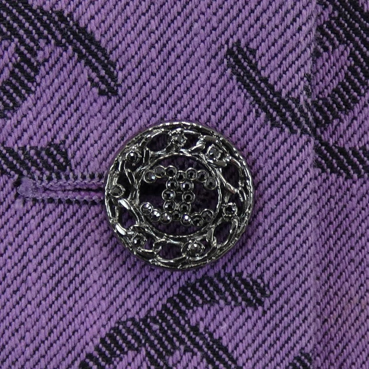Chanel Collarless Jacket 34 — view 9