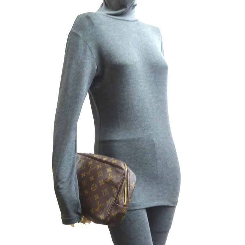 Louis Vuitton Pouch Monogram
