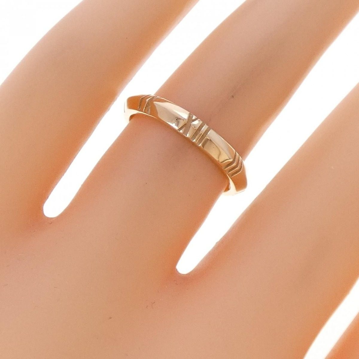 Tiffany & Co Atlas Closed Narrow Ring — view 6