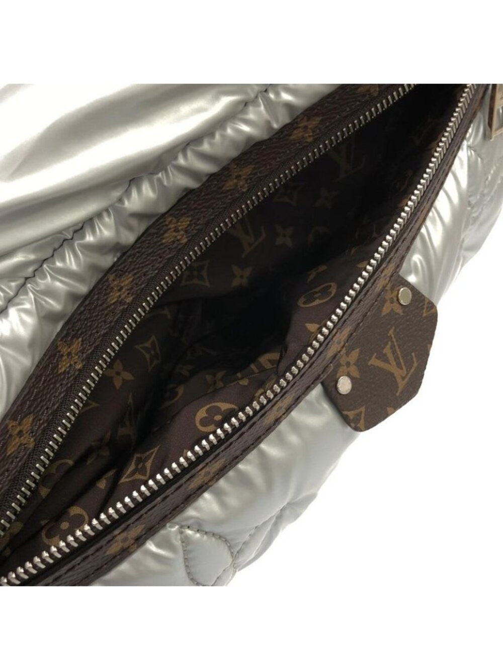 Louis Vuitton Monogram Maxi Bum Bag Bag