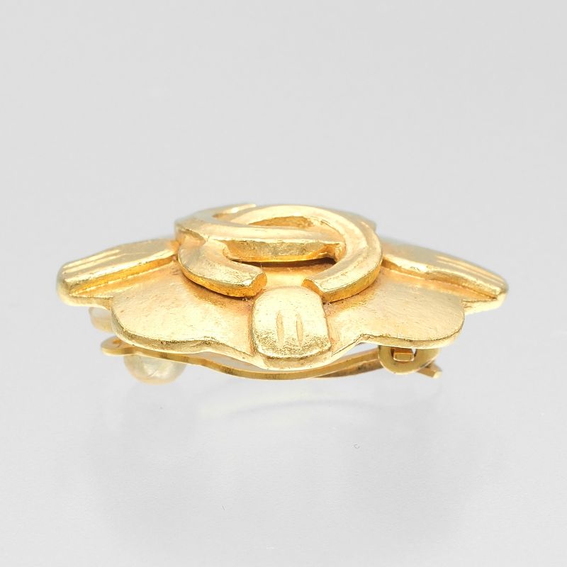 Chanel Coco Mark Vintage *only One Side Gold Plated 96P Ladies 8.3g Earring