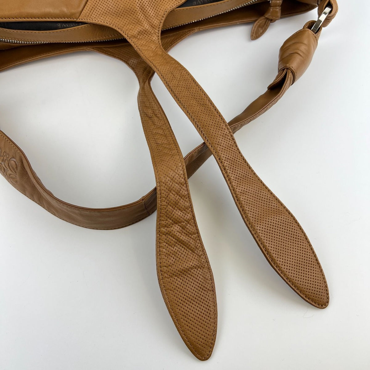 Loewe Anagram Shoulder Bag Brown Leather Vintage — view 16