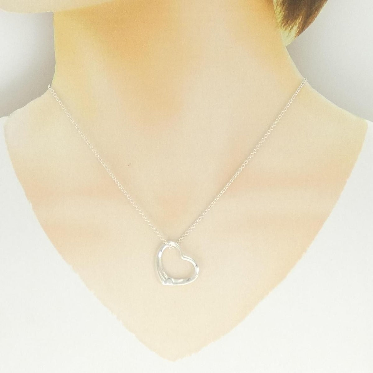 Tiffany Open Heart Size 41 Necklace — view 6