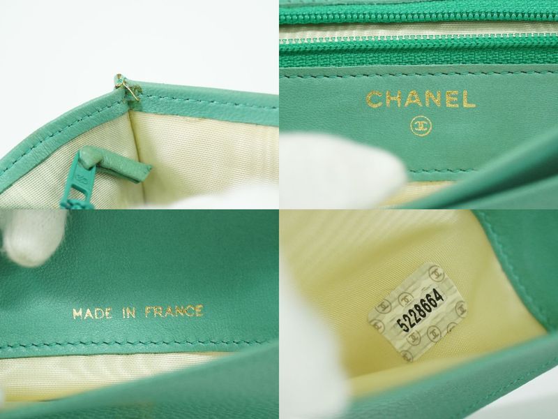 Authentic Chanel Coco Mark Fold Wallet Compact Wallet Caviar Skin Leather Light