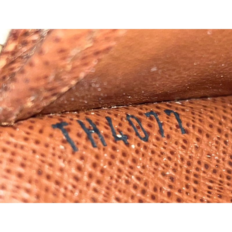 Louis Vuitton Monogram Zippy Coin Purse Wallet Round Zip Compact — view 15