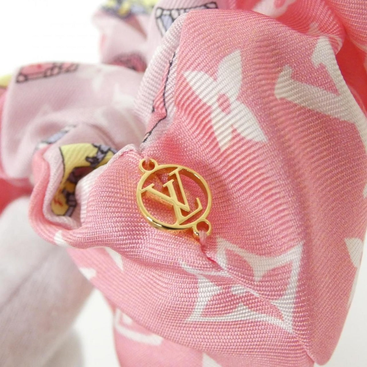 Louis Vuitton Scrunchie Set Minimal Hair — view 7
