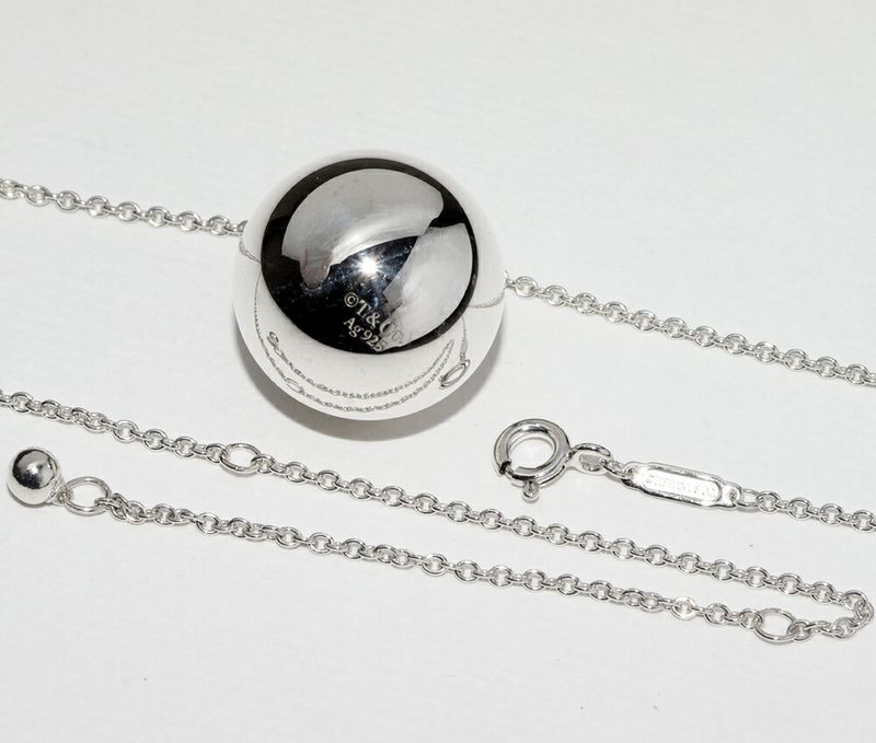 Tiffany & Co Pendant Necklace SV Hardware Ball Pendant Necklace 19mm (075in)