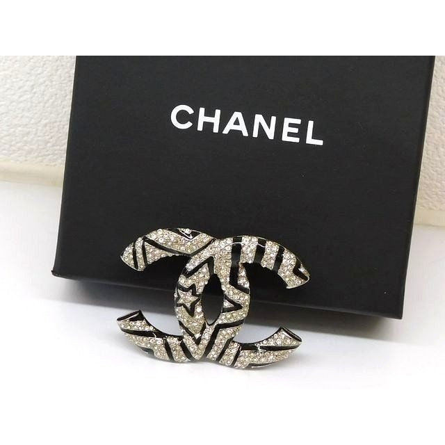 Chanel A23 K Brooch Coco Mark Star Clear Stone 7 — view 5